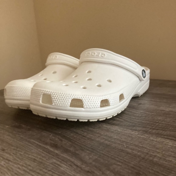 Size 8 men size 11 women - Picture 2 of 7